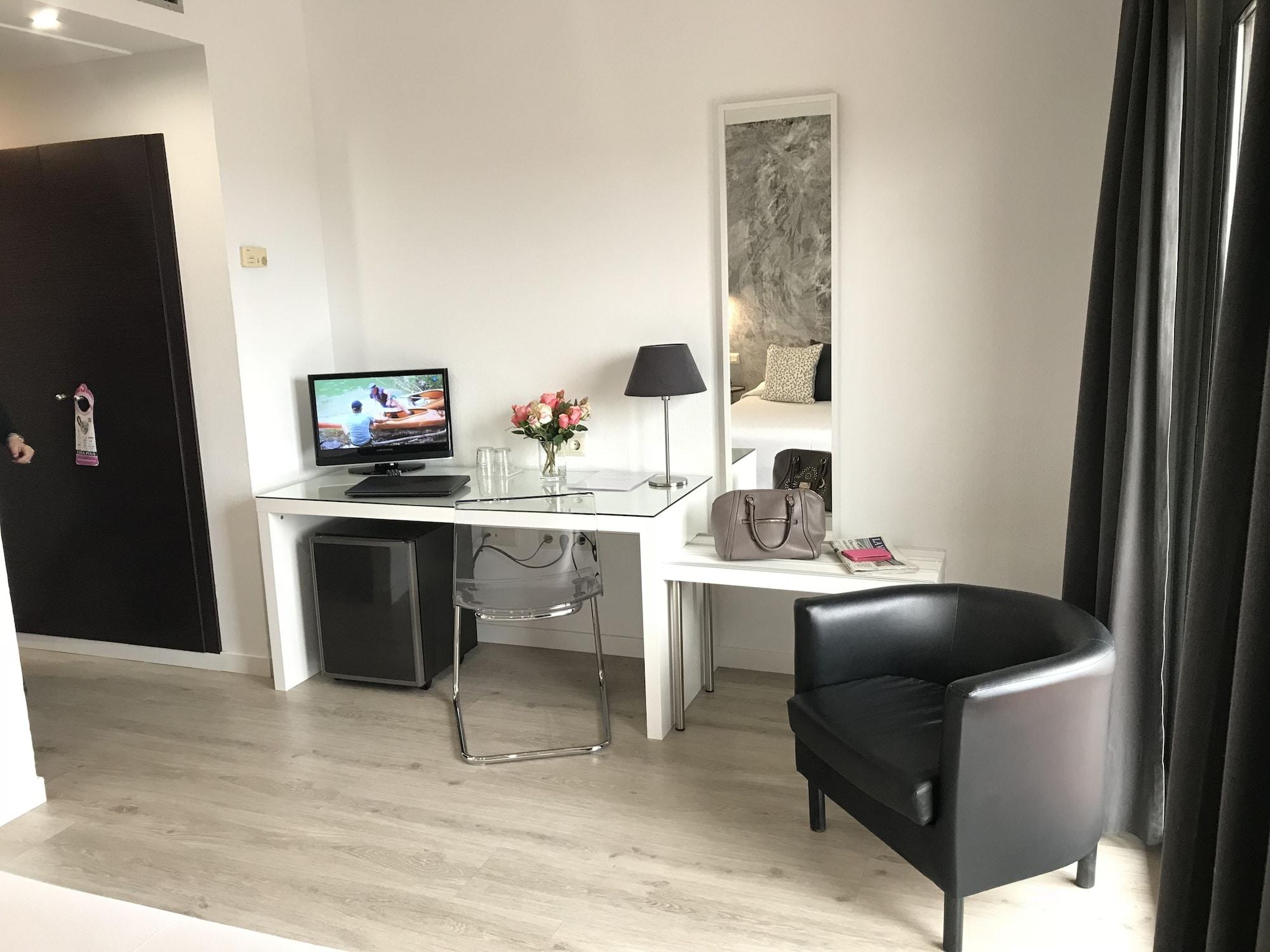 Hotel Restaurant Bon Retorn 피게레스 외부 사진